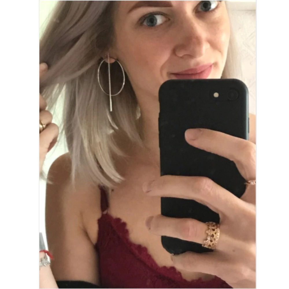 "Infinity & Beyond" Minimalist Cute Hoop Earrings - Picture 5 of 8